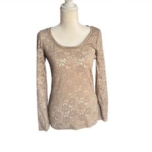 Vanity Essentials brown lace long sleeve top 🤎